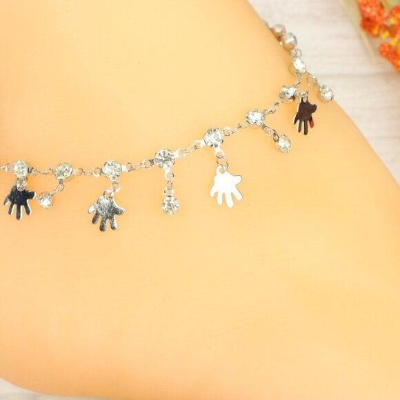 "Handmade Anklet – Elegant & Delicate Jewelry for Women | UNVRC1280 - Picture 7 of 10